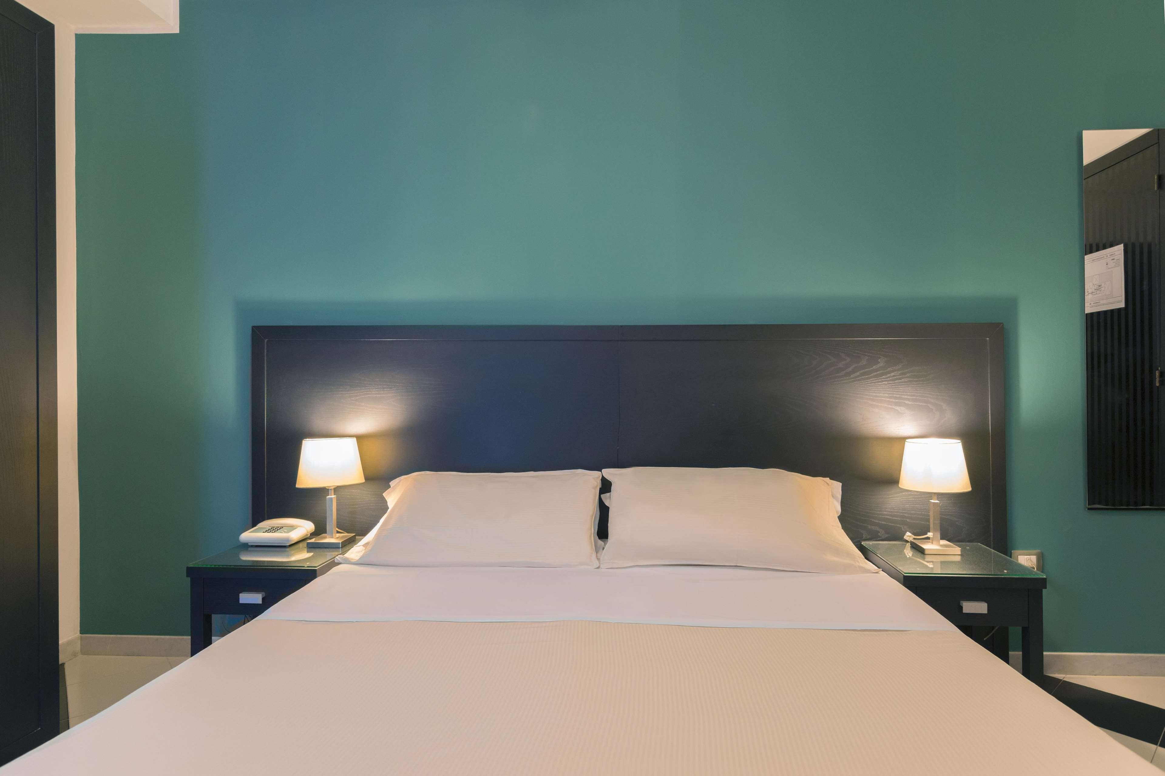 Executive Business Hotel Bari Bagian luar foto