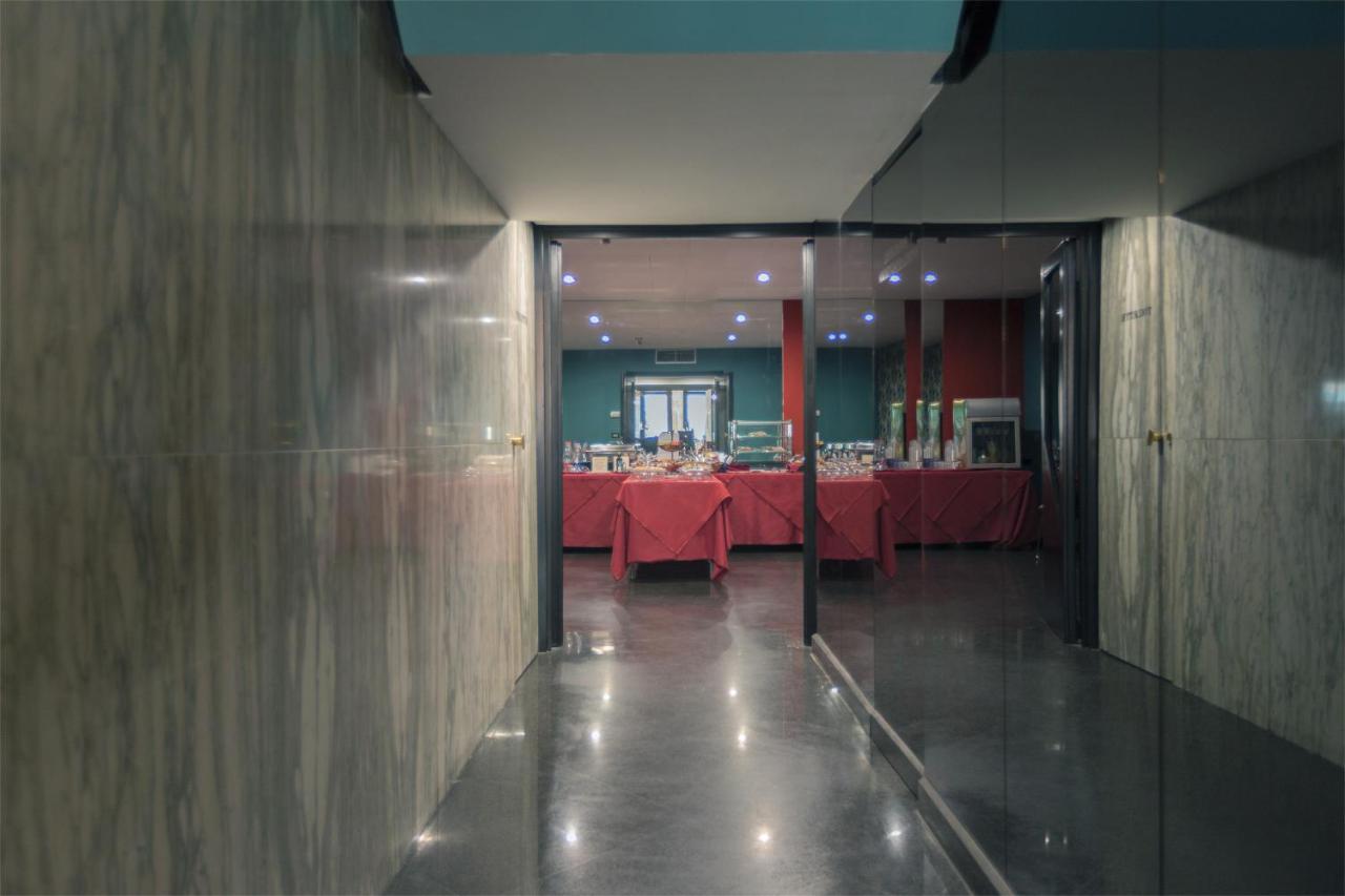 Executive Business Hotel Bari Bagian luar foto