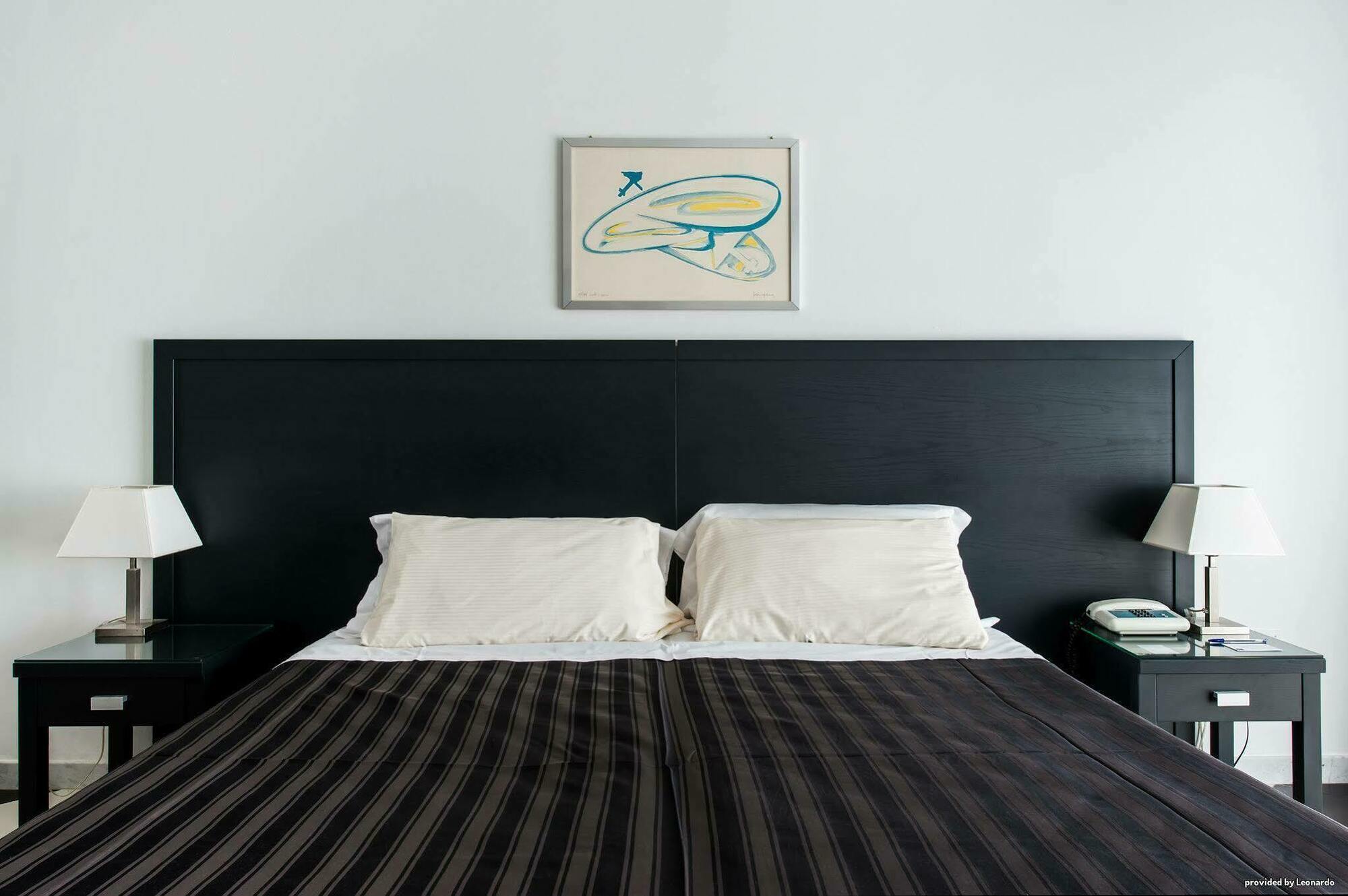 Executive Business Hotel Bari Bagian luar foto