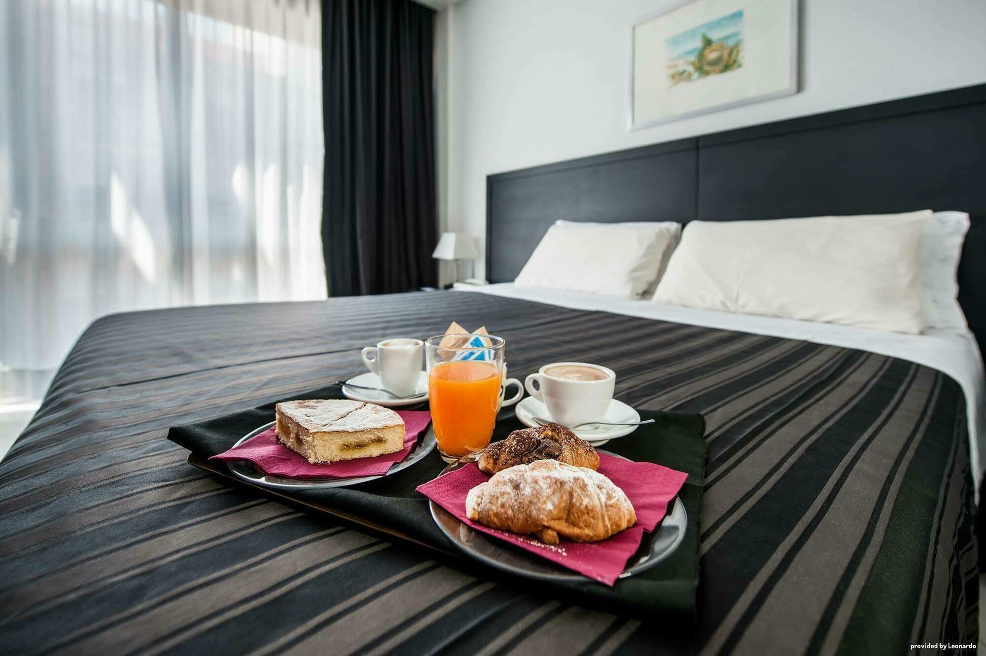 Executive Business Hotel Bari Bagian luar foto